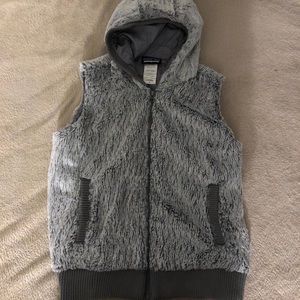 Patagonia Conejo Fuzzy Hooded Vest